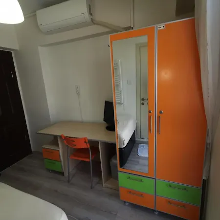 Hostel Kampues *