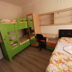 Hostal Karan Kampüs *