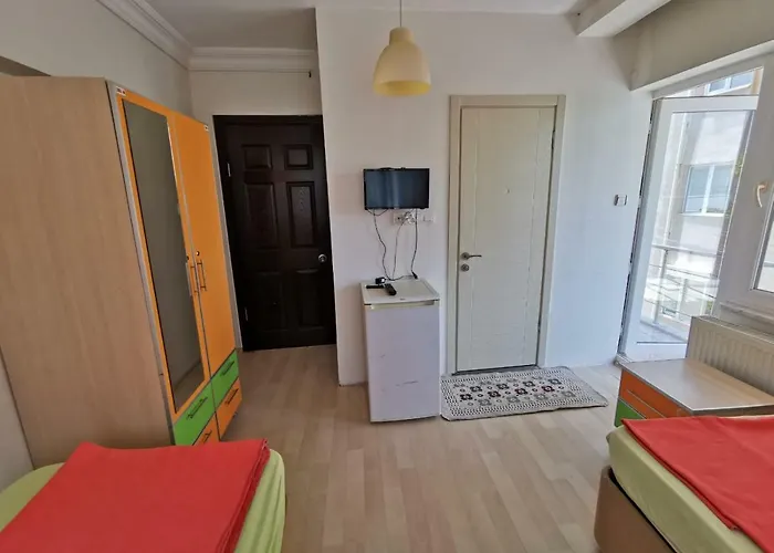 بيت شباب Kampues